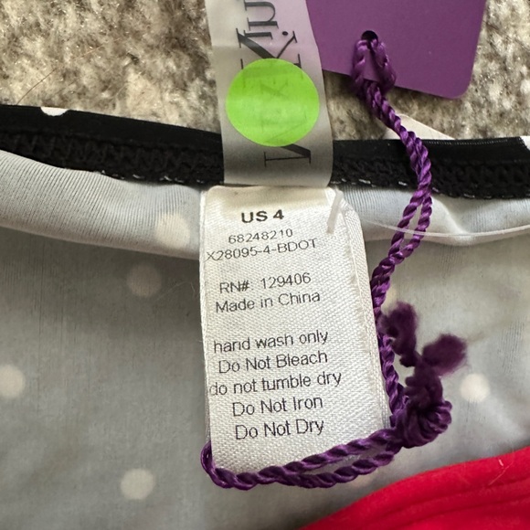 Lascana black and white polkadot red rimmed bikini bottoms size 4 new with tags - Picture 3 of 3